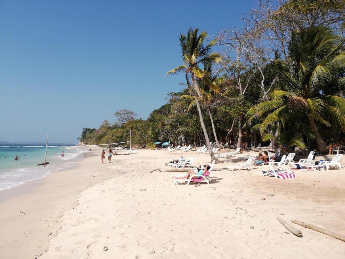 Sonny Island Resort Cabanas Frente Al Mar Punta Bajo Rico Bagian luar foto