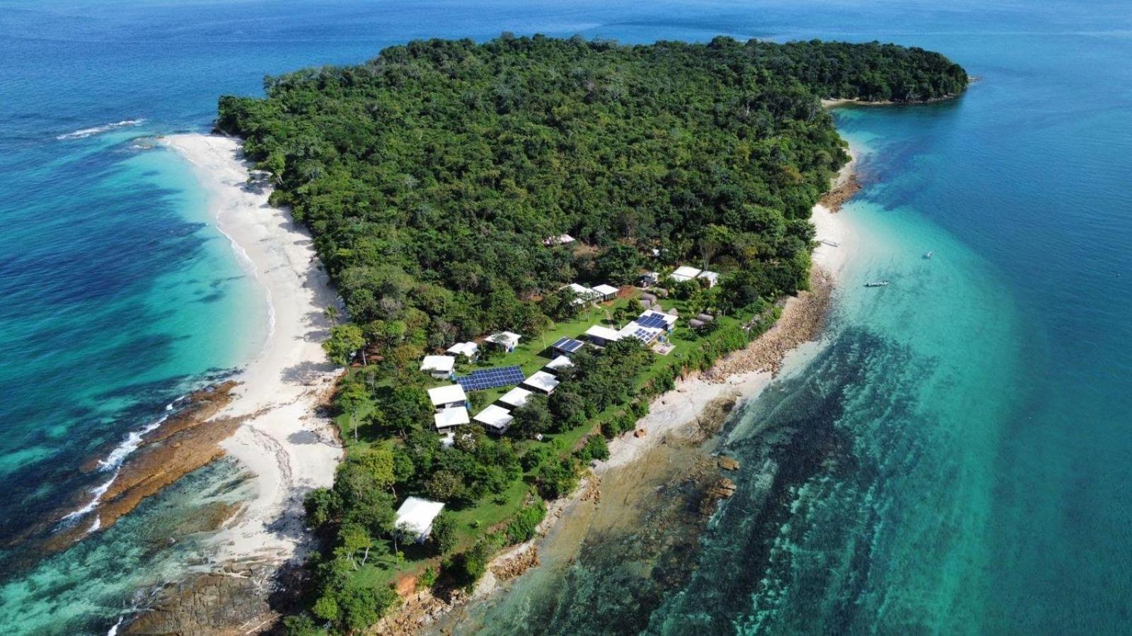 Sonny Island Resort Cabanas Frente Al Mar Punta Bajo Rico Bagian luar foto