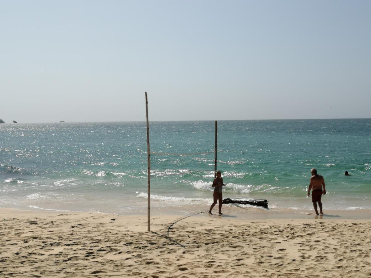 Sonny Island Resort Cabanas Frente Al Mar Punta Bajo Rico Bagian luar foto